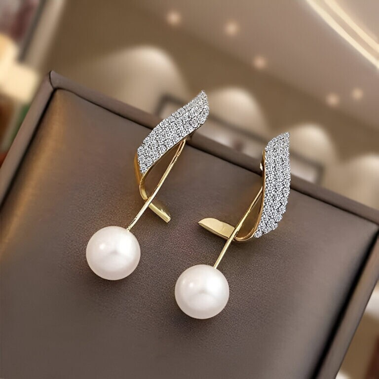 Jewelaa Fashion Jewellery Chic Twisted Pearl Dropping Korean Ear