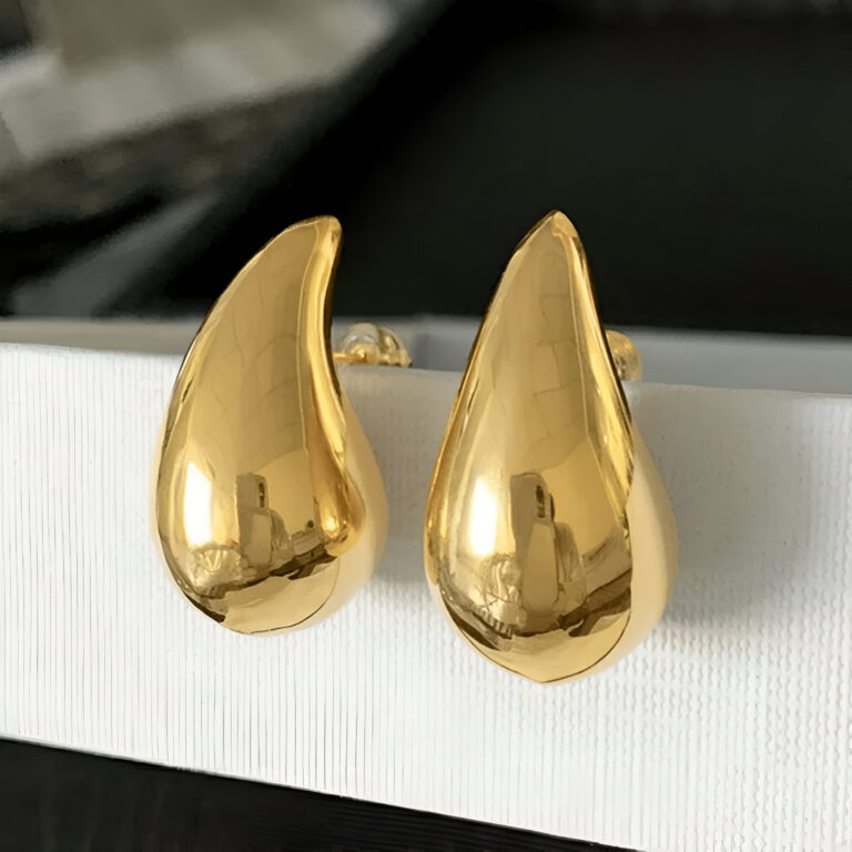 Model 133 Teardrop Earrings1